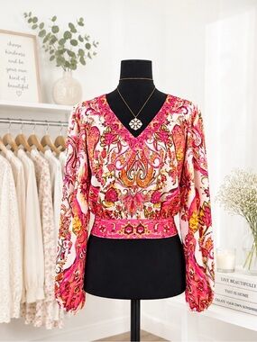 Vibrant Pink Paisley Floral Print Long Sleeve V-Neck Open Back Top